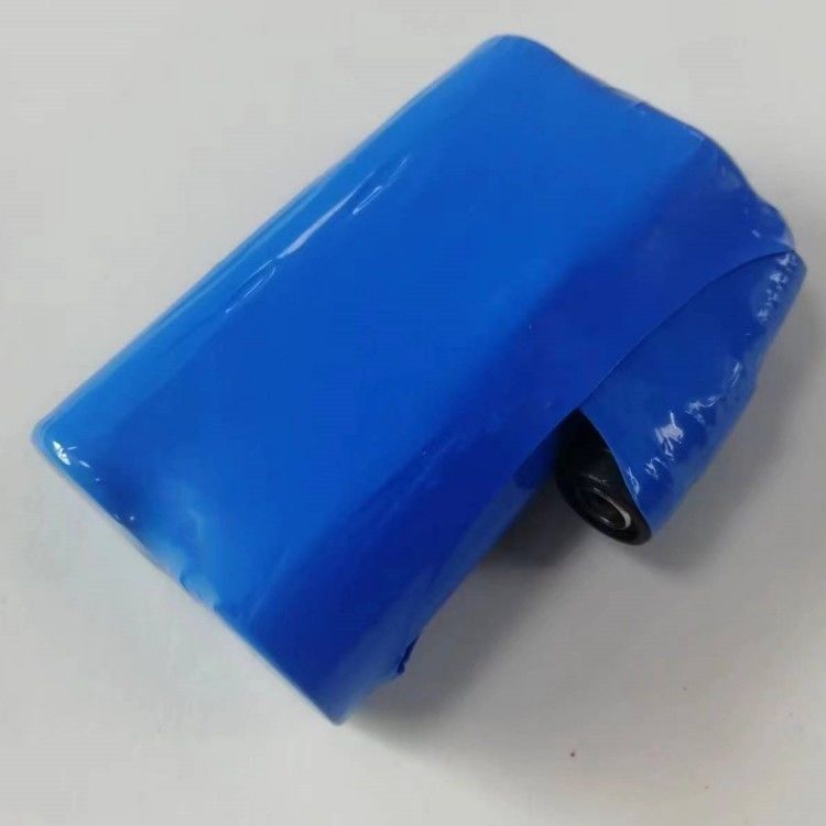 Niestandardowa bateria litowo-jonowa 7,4 V 5000mah 21700 2 komórki w serii z łącznikiem Dc5521
