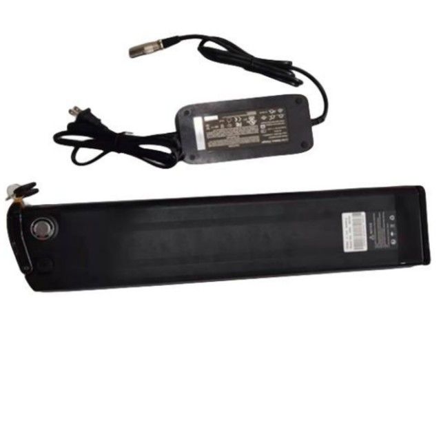 Bateria litowa Silver Fish 48V 25Ah Długość 630mm z ładowarką Do roweru elektrycznego